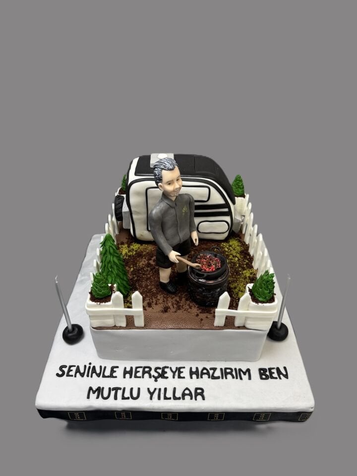 Yetişkin Pastaları